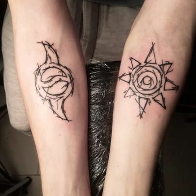 Digimon Symbols, Crest Of Courage, Pokeball Tattoo, Courage Tattoo, Digimon Tattoo, Courage Tattoos, Crest Tattoo, Tree Tattoo Men, Nerd Tattoo