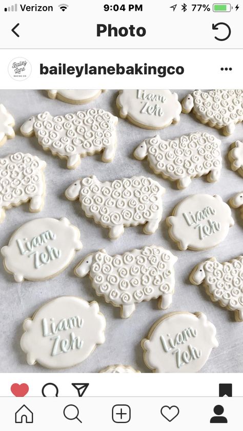 Lamb Cookies Royal Icing, Lamb Cookies Decorated, Sheep Sugar Cookies, Sheep Cookies, Llama Cookies, Eid Moubarak, Christening Cookies, Baby Lamb Baby Shower, Cooking Decorating