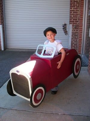 Costume Fun! Kindy 500, Car Cardboard, Cardboard Cars, James And Giant Peach, Sew Halloween Costume, Car Costume, Cardboard Box Car, Car Box, Box Cars