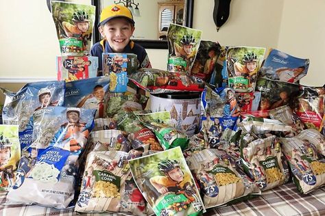 Boy Scouts Popcorn Is HOW Much? Why You Should Buy It Anyway! #30secondmom Boy Scout Popcorn, Cub Scout Popcorn, Popcorn Fundraiser, Cub Scout, Boy Scout, Cub Scouts, Boy Scouts, Girl Scouts, Popcorn