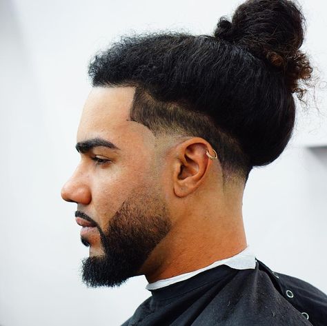 Mid Fade Man Bun, Man Buns Curly Hair, Low Fade Man Bun, Man Bun With Fade, Man Bun Curly Hair, Long Hair Fade, Man Bun Haircut, Hard Part Haircut, Hairstyle Fade