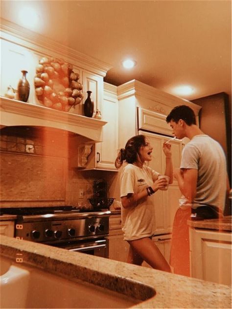 Goal Couple, Surprise Vacation, Image Couple, Couple Goal, Couple Goals Teenagers, Goals Pictures, Boyfriend Goals, Cute Couples Photos, Relationship Goals Pictures