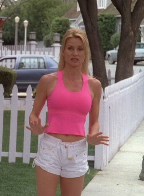 edie britt Edie Britt, Nicollette Sheridan, Samantha Jones, Desperate Housewives, Workout Fits, Girl Fits, Full House, My Girl, Tv