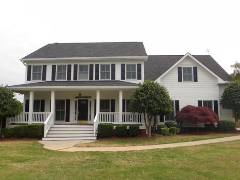 Colonial House With Front Porch, Front Porch Addition Colonial, Colonial Front Porch Ideas, White Colonial House Exterior, Front Porch Portico, Colonial Front Porch, House With Front Porch, Front Porch Remodel, Farmers Porch