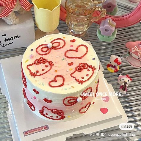 Kitty Birthday Cake, Hello Kitty Birthday Cake, Kitty Cake, Hello Kitty Cake, Hello Kitty Birthday, Cake Cake, Kombucha, Travel Aesthetic, Birthday Cakes