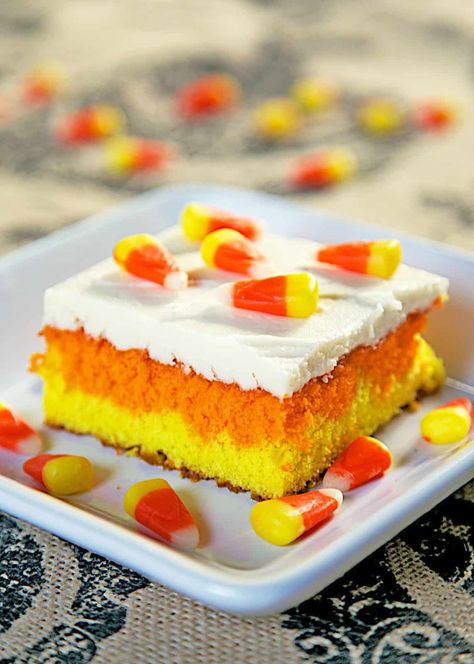 Candy Corn Cake - Plain Chicken Festive Cake Recipes, Candy Corn Cake, Halloween Cakes Easy, Halloween Cake Recipes, Corn Cake, Candy Corn Cookies, Halloween Cake Decorating, Halloween Cake, Treat Recipes