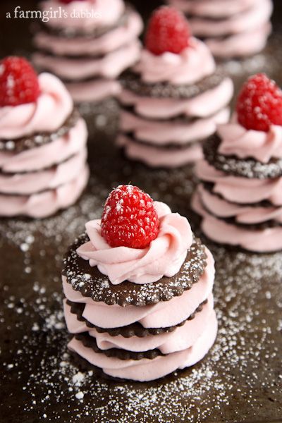 Chocolate and Fresh Raspberry Cream Napoleons from @Brenda Franklin Score | a farmgirls dabbles Raspberry Desserts Easy, Napoleons Recipe, Raspberry Desserts, Raspberry Cream, Raspberry Recipes, Eat Dessert, Mini Desserts, Decadent Desserts, Chocolate Cookies