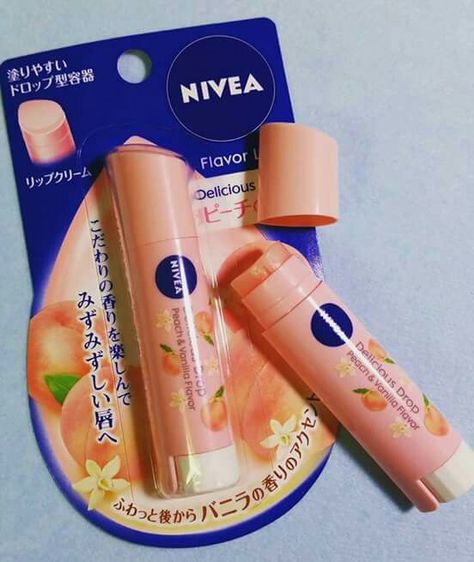 Nivea Lip Balm, Peach Makeup, Recommended Skin Care Products, Lip Balm Collection, Best Lip Balm, Makeup Accesories, Lip Cosmetics, Kissable Lips, Makeup Makeover