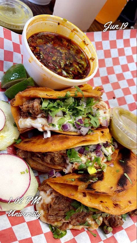 Mexican Food Snapchat, Swamp City, Birria Tacos, Florida Food, Food Babe, Healthy Lifestyle Food, Yummy Comfort Food, Food Recepie, Food Goals