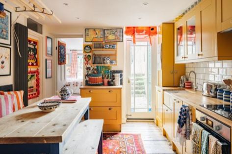 kitchen design Yellow Kitchen Designs, Victorian Terrace House, Maximalist Home, 1 Bedroom Flat, Maximalist Decor, Yellow Kitchen, Cottage Kitchen, One Bedroom Apartment, Home Decor Tips