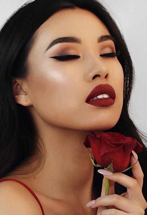 Burgundy Matte Lipstick, Wedding Hairstyles And Makeup, Korean Beauty Tips, Arch Brows, Wedding Makeup For Brown Eyes, Best Wedding Makeup, Red Lip Makeup, Batons Matte, Braut Make-up