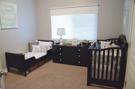 Merricks Art: The Nursery (nice colors for a kids room) Baby And Toddler Shared Room, Smart Nursery, Toddler And Baby Room, Sibling Room, Baby Room Storage, Kids Rooms Shared, Kids Shared Bedroom, Shared Kids Room, Shared Bedroom