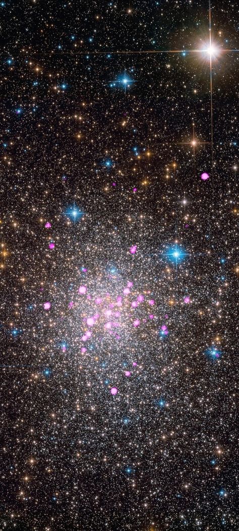 Globular Cluster, Star Clusters, Galaxy Images, Wallpaper Space, Earth From Space, Space Stars, Inspiring Spaces, It Goes On, Space And Astronomy