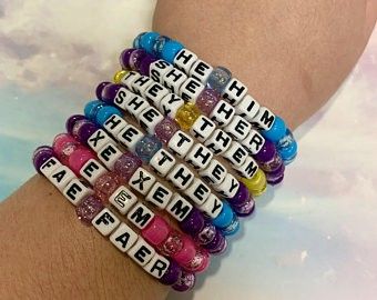 Pulseras Kandi, Diy Kandi Bracelets, Pony Bead Bracelets, Diy Kandi, Kandi Kid, Kandi Cuff, Kandi Patterns, Kandi Bracelets, Pony Beads