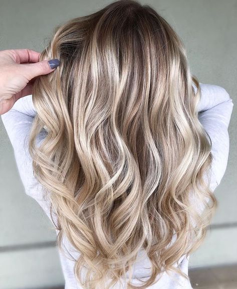 Vanilla Blonde, Easy Updos For Medium Hair, Blonde Highlights On Dark Hair, Vanilla Chai, Dark Hair With Highlights, Easy Hair Updos, Low Lights Hair, Balayage Hair Blonde, Brown Blonde Hair