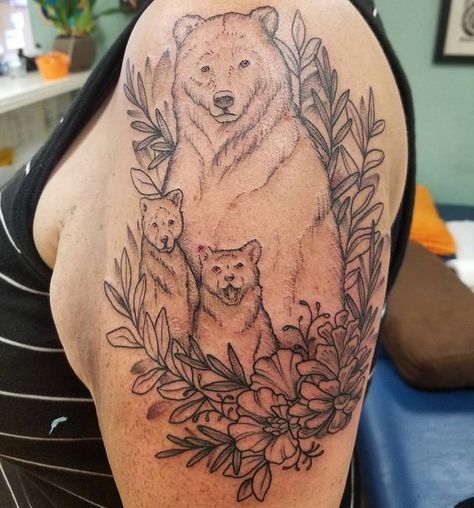 Bear And Cubs, Cubs Tattoo, Bear Tattoo Designs, Bear Tattoos, Mother Tattoos, Tattoo For Son, Bear Tattoo, Bear Family, Family Tattoos