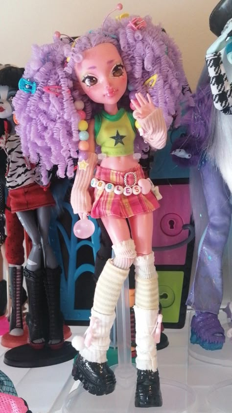 Custom Dolls Monster High, Repainted Monster High Dolls, Monster High Doll Custom, Monster High Ooak Dolls, Ooak Dolls Monster High, Custom Dolls Repaint, Custom Doll Clothes, Customized Dolls, Monster Fashion