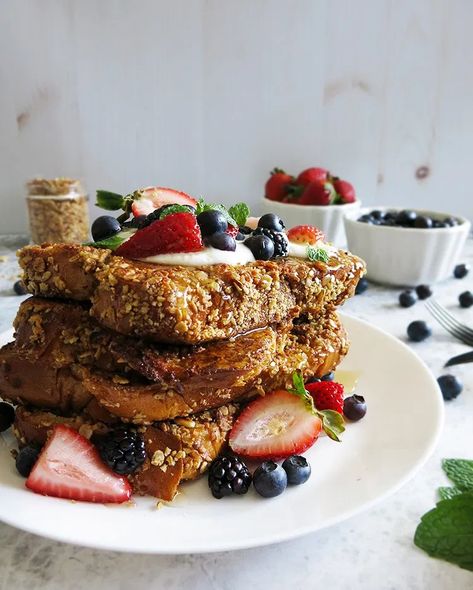 Granola Crust, Crispy French Toast, Granola Pancakes, Greek Yogurt Honey, French Toast Pancakes, Challah French Toast, Yogurt Honey, Delicious French Toast, Best Brunch Recipes