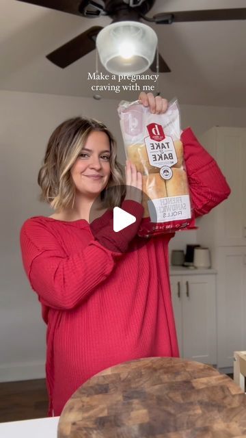 Alison Havens on Instagram: "Viral chopped sandwich 🤌🏻🥪 don’t come at me for eating lunch meat okkkkk  #choppedsandwich #viralsandwich #viralchoppedsandwich #pregnant #pregnancycraving #asmr #asmrcooking #asmrfood" Pregnancy Sandwiches, Chopped Sandwich, Healthy Sandwich Recipes, Pregnancy Cravings, Healthy Sandwiches, Lunch Meat, Eat Lunch, April 4, Sandwich Recipes