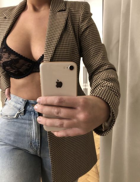 Blazer Bra Outfit, Lace Bra Outfit Casual, Bra And Jeans Outfit, Lace Bra Outfit, Bra Outfit, Jeans Light, Plaid Blazer, Look Plus, Looks Style