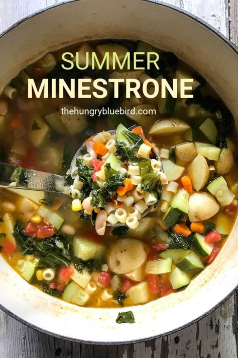 Summer Minestrone, Easy Instant Pot Soup, Vegetables In Season, Summer Corn Chowder, Healthy Turkey Chili, Soup Night, Chili Beef, Snacks Under 100 Calories, Minestrone Soup Recipe