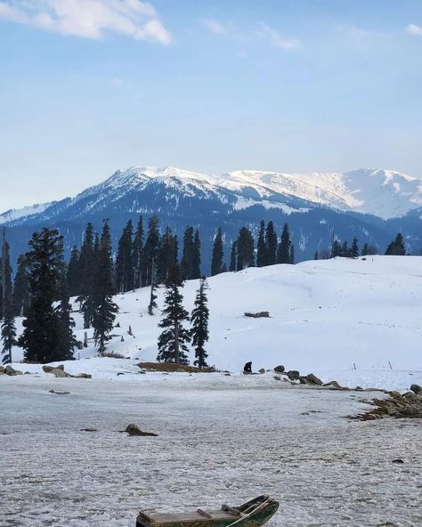 Gulmarg Kashmir Kashmir Itinerary, Gulmarg Kashmir, Pakistan Tourism, Snow Nature, Snow Place, Jammu And Kashmir, Weather Forecast, You Left, Beautiful Nature Pictures