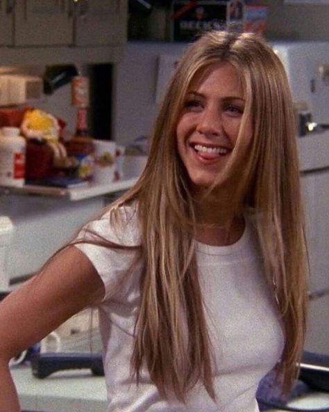 Jennifer Aniston 90s, Estilo Rachel Green, Jennifer Aniston Friends, Rachel Green Hair, Hair Stages, Women's Haircuts, Jeniffer Aniston, Rachel Green Outfits, Rachel Friends