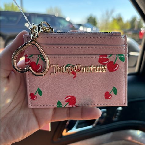 Cherry Collage, Juicy Couture Charm Necklace, Cute Card Holder, Fun Beauty Products, Juicy Couture Wallet, Pretty Purses, Cute Wallet, Fun Wallets, Pink Wallet