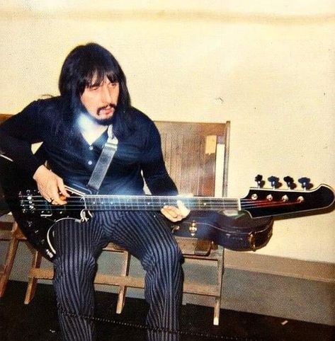 John Entwistle, Keith Moon, Classic Rock Bands, Classic Rock, Ox, Rock Bands, Moon, In This Moment