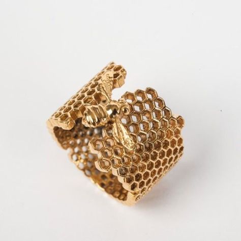 Ušný Piercing, Honeycomb Jewelry, Honeycomb Ring, Bee Ring, Bee Inspired, Clothes Black, Bee Jewelry, Dresses Online Shopping, Insect Jewelry