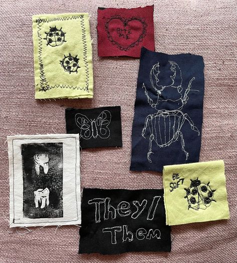 Stylized patches intuitively freeform-embroidered on my sewing machine. Made to order - your choice of fabric/thread colors and design Patch Inspo Punk, Small Embroidery Designs, Punk Patches Diy, Alt Diy, Handmade Patches, Handmade Patch, Punk Patches, Fabric Sewing Patterns, Diy Jacket