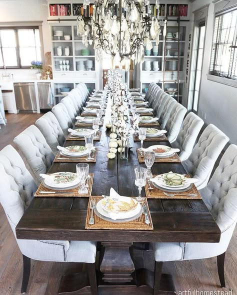 Hgtv Dream Homes, Family Dinner Table, Dining Room Remodel, Hgtv Dream Home, Housing Ideas, Dinner Room, Large Dining Table, Luxury Dining Room, Large Dining Room