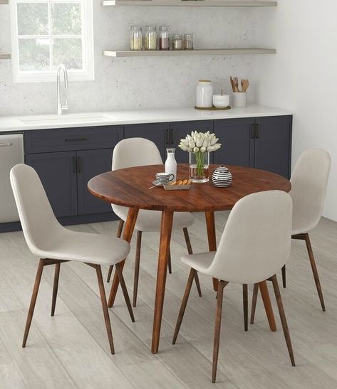 Dining Table Small Space, Small Round Dining Table, Small Dining Sets, Small Table And Chairs, Small Dining Room Table, Apartment Dining Room, Small Kitchen Tables, Round Kitchen Table, Apartment Dining