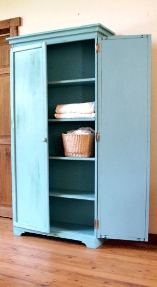 Diy Kast, Armoire Diy, Laundry Ideas, Diy Pantry, Lounge Ideas, Closet Organization Diy, Diy Kitchen Storage, Bookshelves Diy, Metal Cabinet