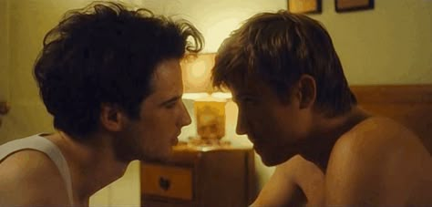 Tom Sturridge, Gay Romance Books, Kiss Gif, Garrett Hedlund, Men Kissing, Film Inspiration, Good Movies To Watch, Gay Love, Man In Love