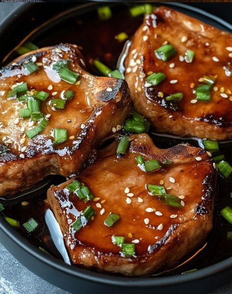 Slow Cook Pork Chops, Thick Pork Chop Recipe, Honey Glazed Pork Chops, Healthy Pork Chops, Honey Pork Chops, Rosemary Pork Chops, Honey Garlic Pork, Garlic Pork Chops, Pork Chop Recipes Grilled