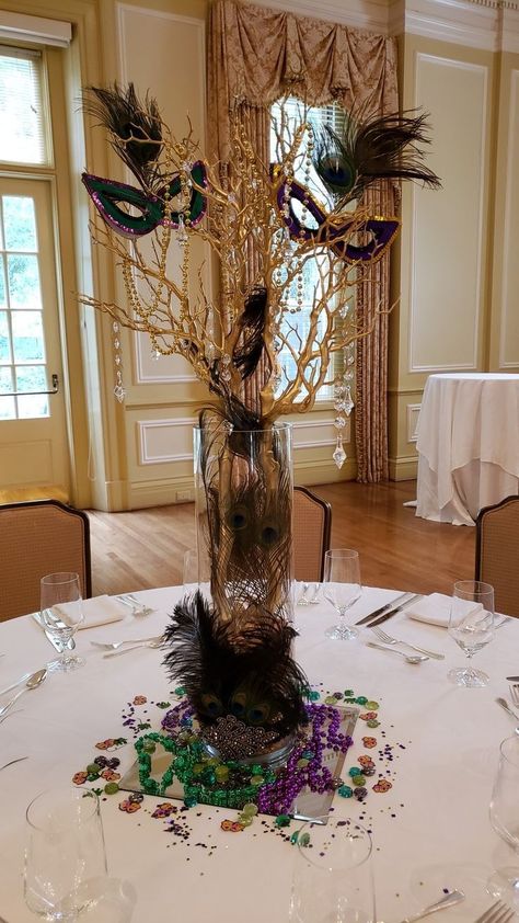 Masquerade Wedding Theme Wedding Table Decor, Masquarede Ball Decor, Masquerade Favors Ideas, Masquerade Party Entertainment, Mascarade Party Table Decorations, Masquerade Party Gift Bags, Mascarade Gala Decor, Masquerade Mask Party Decorations, Masquerade Party Decorations Centerpieces