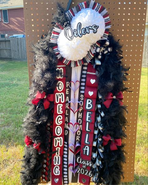 Homecoming time! Black and maroon and white mum. Sophomore double Maroon Mums Homecoming, Sophomore Mum Ideas, Double Mum Homecoming, Black Homecoming Mum, Sophomore Mum, Hoco Mums, Mum Ideas, White Mums, Homecoming Mums Diy