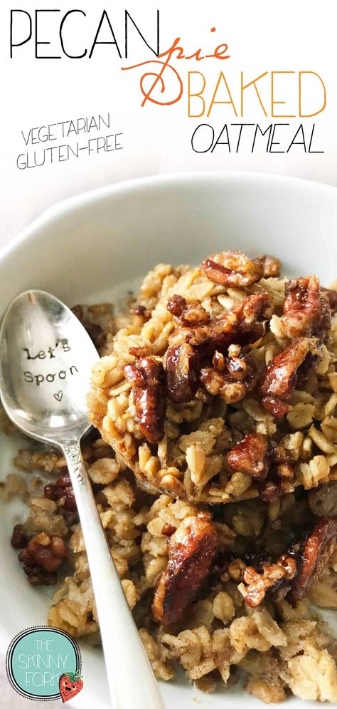 Candied Pecan, Bowl Of Oatmeal, Fruit Pancakes, Pecan Topping, Breakfast Oatmeal Recipes, Baked Oatmeal Recipes, Fall Morning, Overnight Oatmeal, Oatmeal Muffins