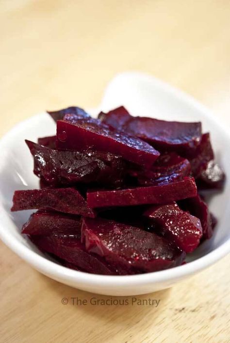 Clean Eating Citrus Marinated Beets ~ https://www.thegraciouspantry.com Marinated Beets, Pickled Beets, Beet Recipes, Veggie Dishes, Tempura, Yummy Sides, Vegetable Dishes, Clean Recipes, Clean Eating Recipes