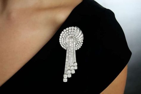 Luxury Multi-stone Round Brooches, Luxury Mid-century Collectible Brooches, 1930s Brooch, Diamond Tiara, Rene Lalique, Wedding Brooch, Retro Wedding, Diamond Brooch, Baguette Cut Diamond