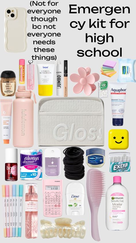 Emergency kit for high school (or not)(Not for every person bc some ppl don’t need these things)🫶🏼💕💐 High School Essentials, Middle School Essentials, School Emergency Kit, School Backpack Essentials, Preppy School Supplies, Pretty School Supplies, School Survival Kits, School Preparation, Period Kit