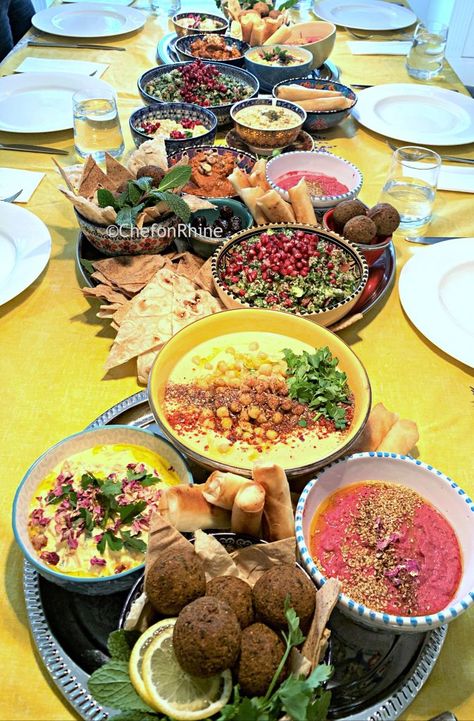 Mezze - the perfect party platters - Chef on Rhine Mezze Platter Ideas Appetizers, Mezze Platter Ideas, Mezze Platter, Platter Ideas, Grape Nuts, Small Appetizers, Marinated Olives, Banquet Table, Meat Appetizers