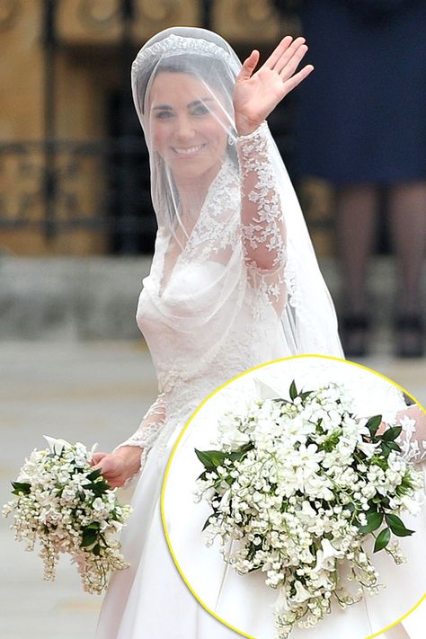 Want A Wedding Bouquet Like Kate Middleton's? Get All The Details! – Hollywood Life Queens Wedding, Middleton Wedding, Kate Middleton Wedding, White Wedding Bouquets, Royal Weddings, Bride Bouquets, Flower Bouquet Wedding, Royal Wedding, Beautiful Bouquet