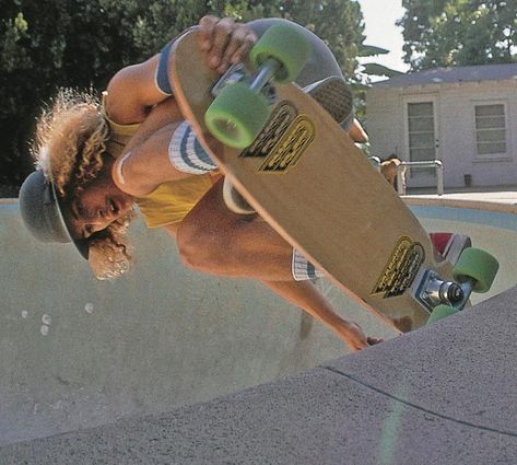 70’s Skateboarding on Instagram: “Tony Alva, circa 1977” Destiny Islands, Tony Alva, Stacy Peralta, Jay Adams, Skateboard Photos, Music Studios, Old School Skateboards, Surfer Boys, Skater Vibes