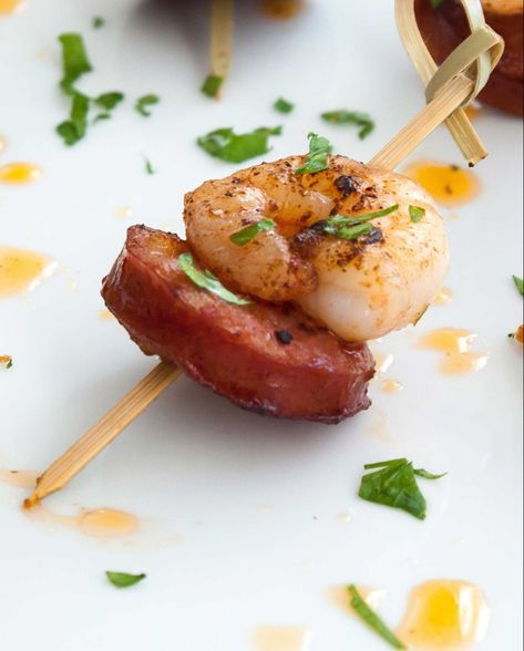 Chorizo and Prawns Skewers with a Creamy Lemon Dip | Sprinkles and Sprouts Prawns Skewers, Chorizo Skewers, Prawn Skewers, Lemon Dip, Canapes Recipes, Tapas Recipes, Xmas Food, Snacks Für Party, Buffet Food