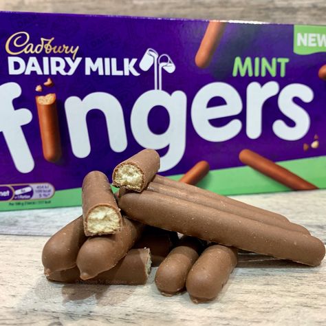 Skating Ring, Chocolate Fingers, Chocolate Mints, British Snacks, Cadbury Milk Chocolate, Chocolate Buttons, Cadbury Chocolate, 21 Savage, British Food