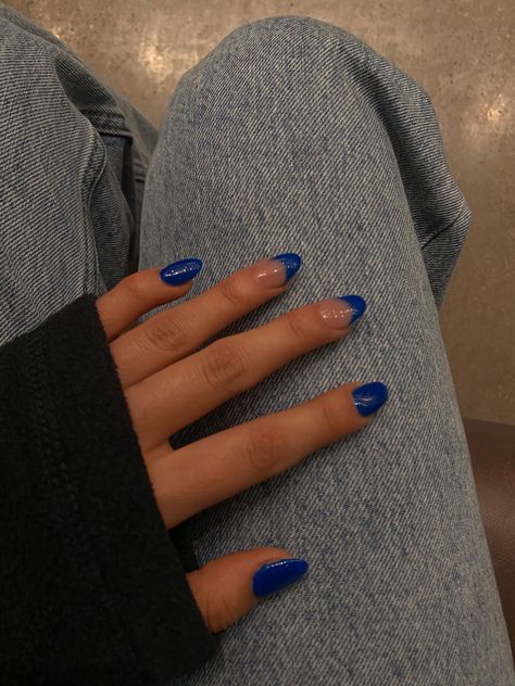 Trendy Dark Blue Nails, Short Almond Acrylic Nails Dark Blue, Sonic Blue Nails, Blue Small Nails, Prom Nails For Dark Blue Dress, Sparkly Royal Blue Nails, Dark Blue French Tip Nails Almond, Royal Blue Nail Designs Ideas, Almond Nails Navy Blue