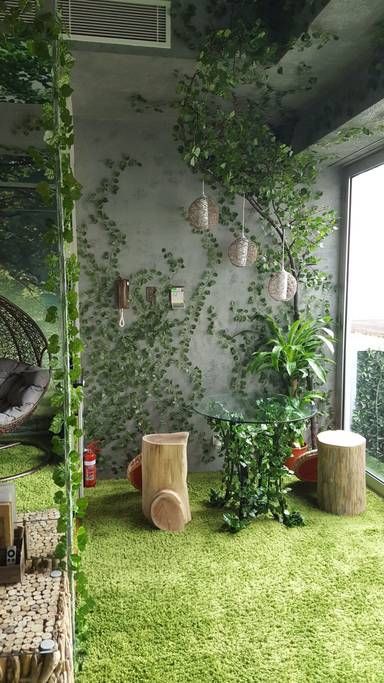 AIRBNB ALERT! Forest-and-Heaven Themed 1 Bed and 1 Bath Airbnb Apartment in Melbourne, Australia! Forest Room Ideas, Forest Bedroom Ideas, Bat Decorations On Wall, Enchanted Forest Bedroom, Indoor Forest, Forest Bedroom, Forest Room, Fairy Bedroom, Fairy Room