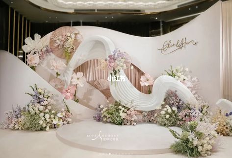 Modern Wedding Stage Design, Pastel Wedding Decor, Pastel Wedding Decorations, Wedding Gate, Wedding Stage Design, Wedding Moodboard, Dream Wedding Decorations, Stage Set Design, Wedding Backdrop Design